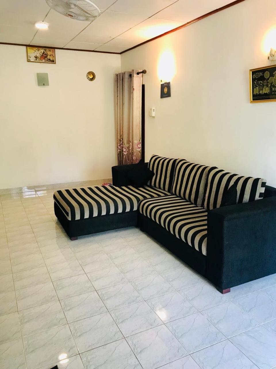 מיריסה Dana Guest Home מראה חיצוני תמונה